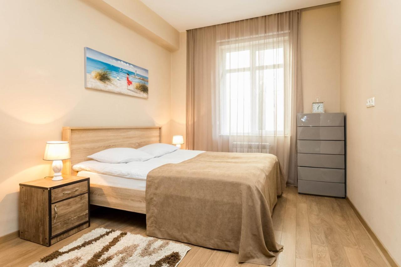 Serviced Apartment On Rustaveli Avenue 3 Тбилиси Экстерьер фото